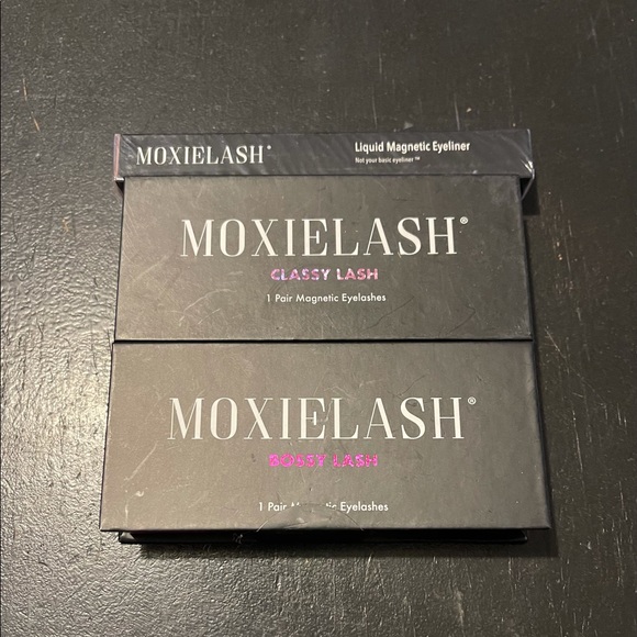 moxielash Other - Set of MoxieLash Magnetic Lashes with Liner BNIB
